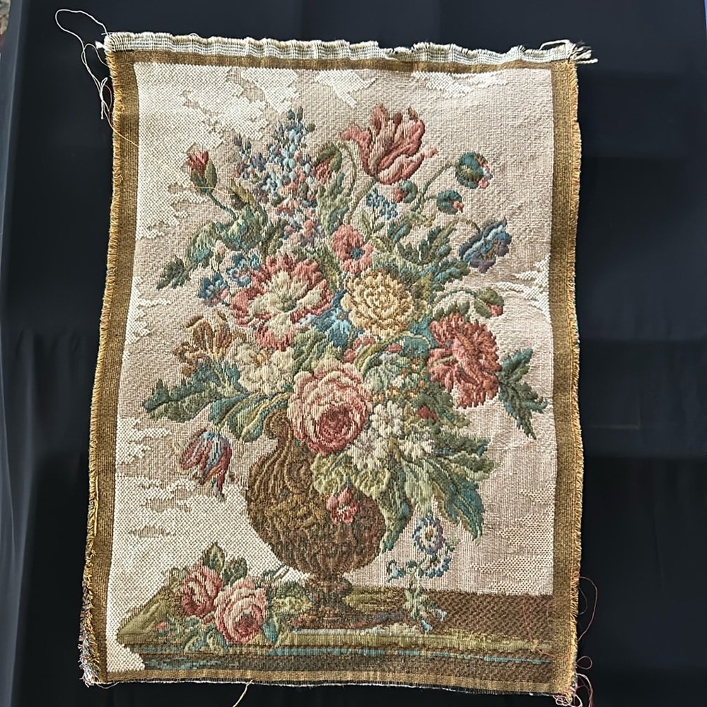 Vintage Floral Bouquet Tapestry
